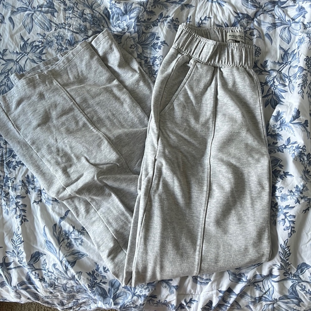 Abercrombie and Fitch Sweats